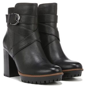 NATURALIZER Lyra Lug Sole Booties (WIDE)